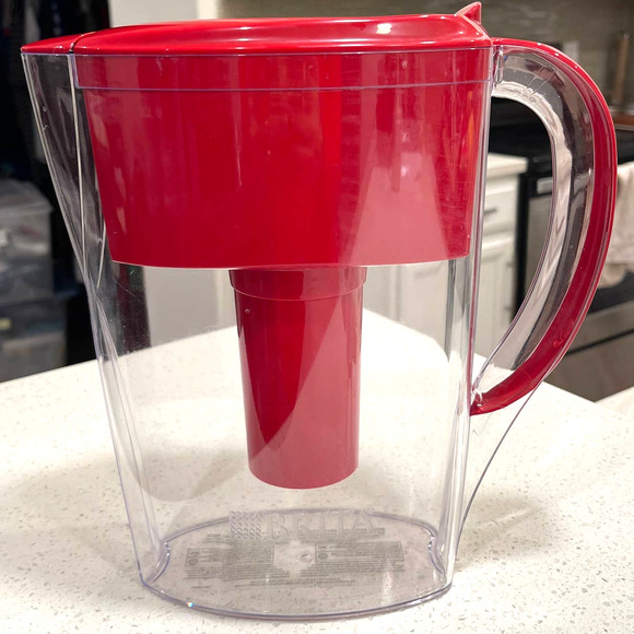 Brita Water Filtration Pitcher Red Modelo OB21/OB03 Gently used - Picture 13 of 13
